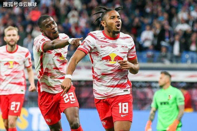 英超11轮战罢 去年同期热刺下滑8位曼联下滑5位